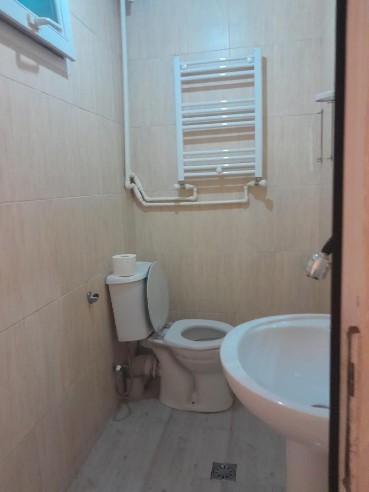 Hotel Nino And Ali Батумі Екстер'єр фото